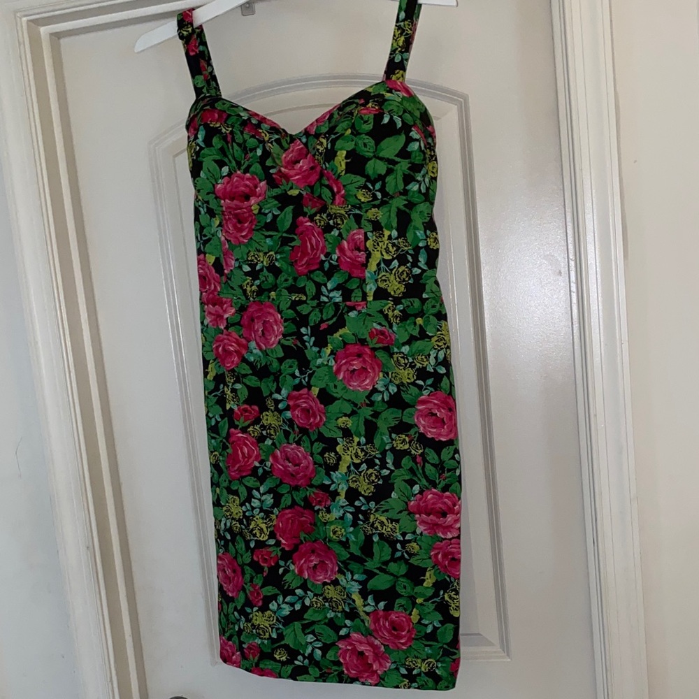 Pinup couture deadly dames floral wiggle dress - Picture 2 of 8